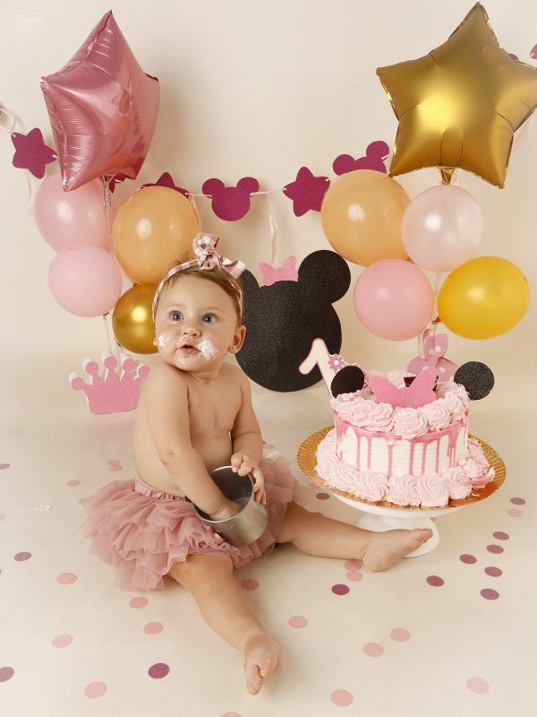 Sesión smash cake de primer cumpleaños en Córdoba